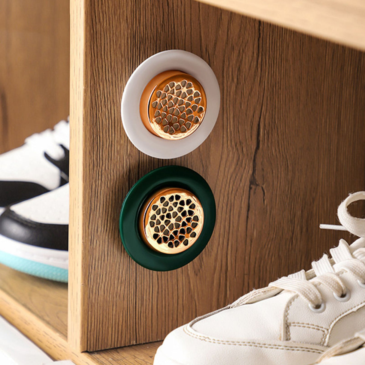 Solid Air Freshener Punching Free Long Lasting Modern Delicate Air Aromatherapy Deodorizers for Bathroom Shoes Cabinet White