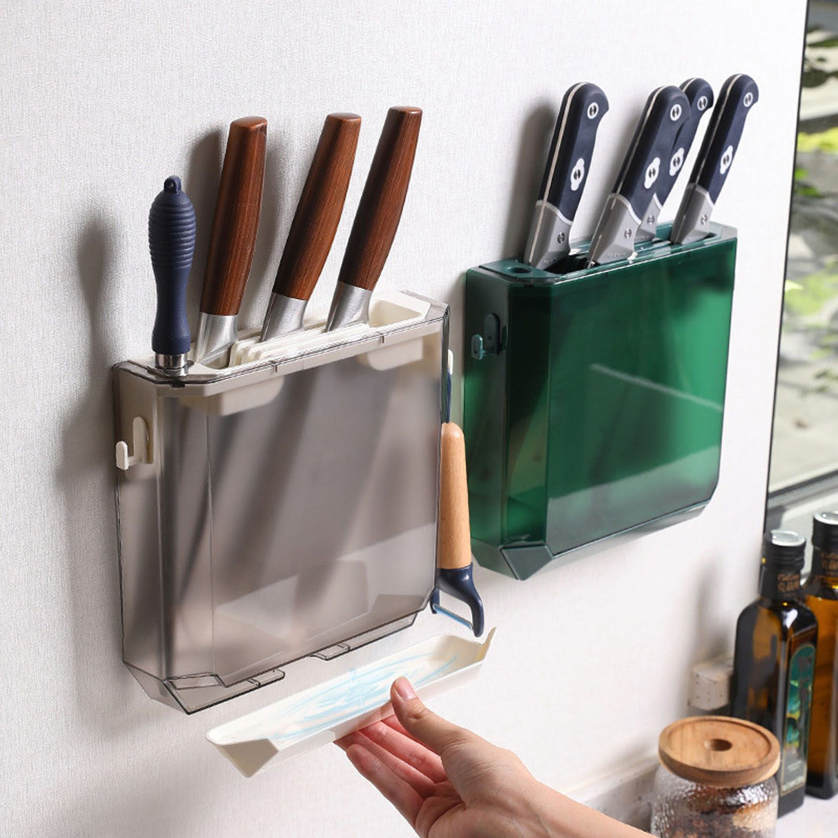 Wall Mounted Knife Holder Ultrathin Plastic Installation Box Storage Rack for Kitchen Gray