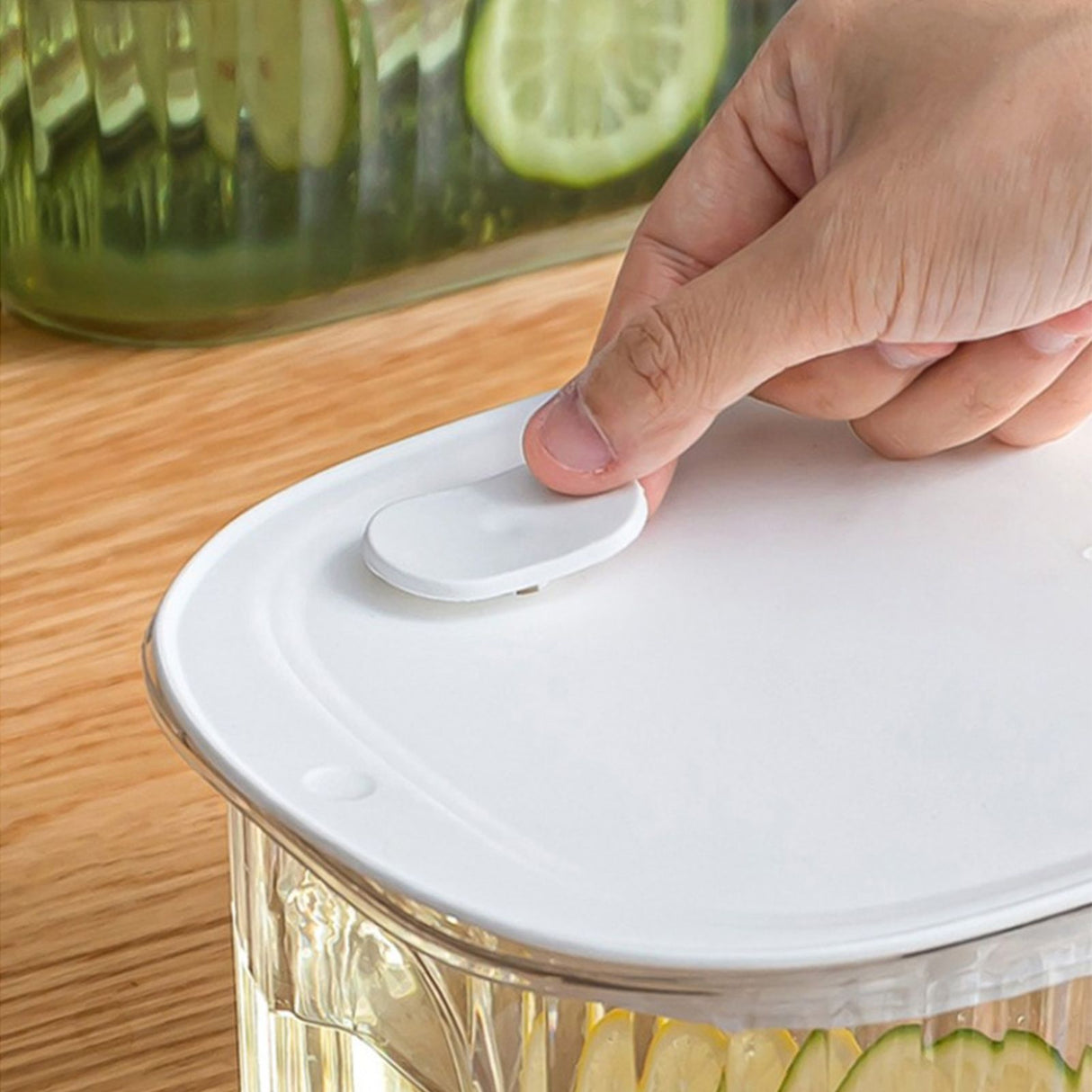 Beverage Drink Dispenser Large Capacity Food Grade Thickened Leakage Proof Cold Kettle with Faucet for Home Transparent White