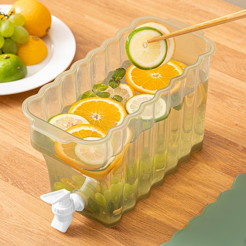 Cold Water Kettle with Faucet PP Sealed Preservation Refrigerator Cold Kettle For Fruit Tea Flower Tea Milk Tea Water Green