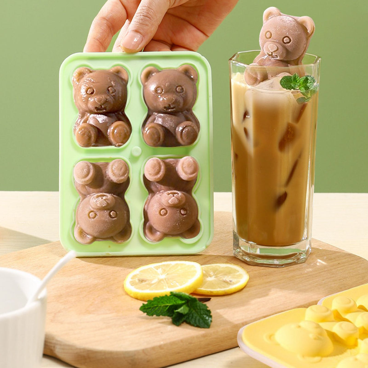 Little Bear Shape Ice Mold 4 Grids Silicone Ice Block Mould for Making Ice Cream Cake Candle Green