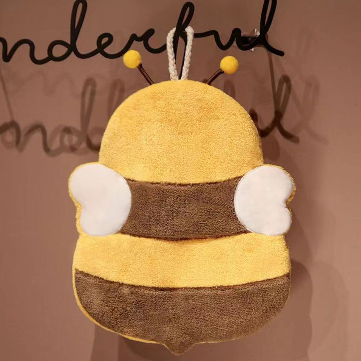 Hand Towel Thickened Cute Cartoon Animal Pattern Absorbent Hanging Kitchen Towel for Kids Home Bee Pattern