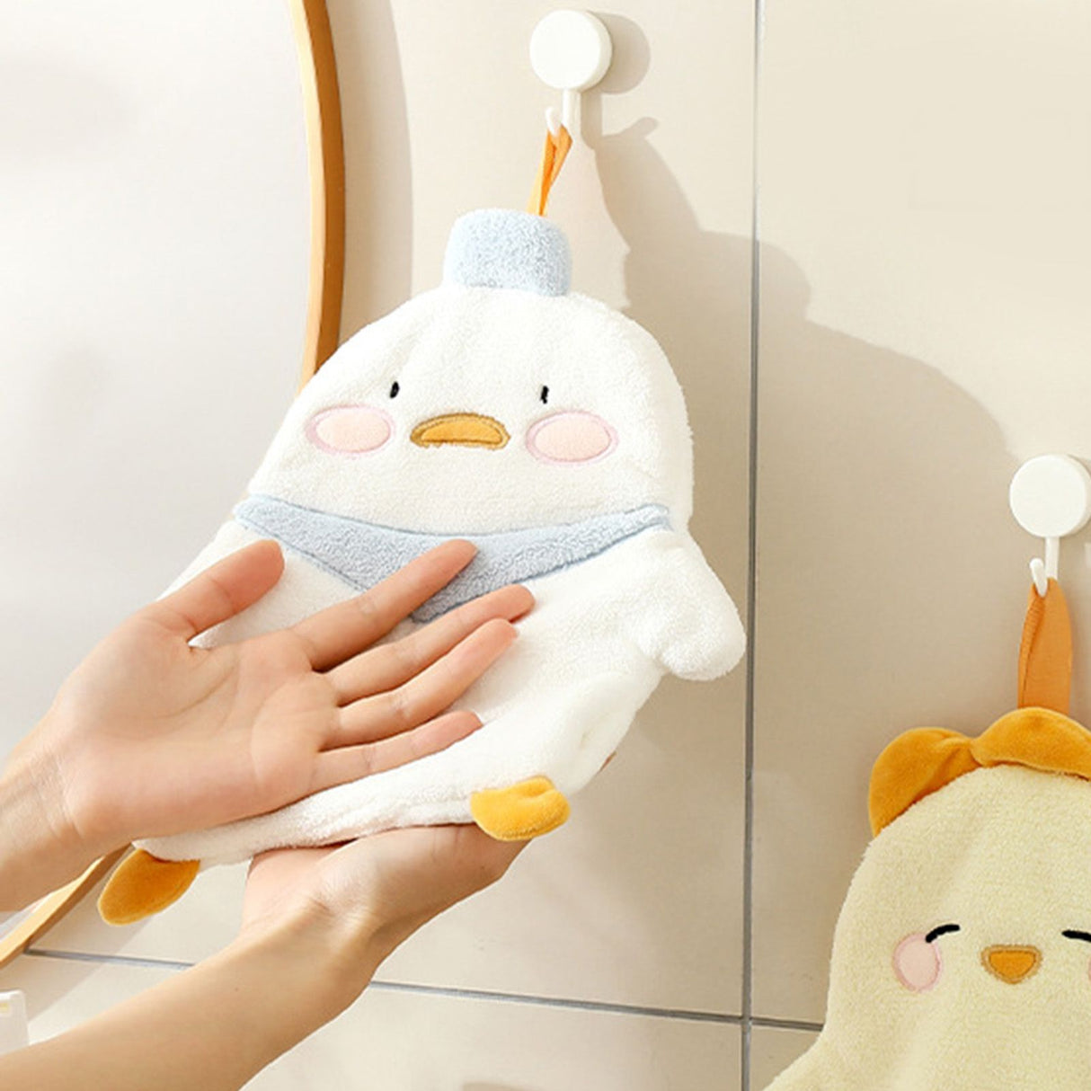 Animal Hand Towel Soft Cute Wall Mounted Dish Cloth Hand Dry Towel for Kitchen Bathroom Duck