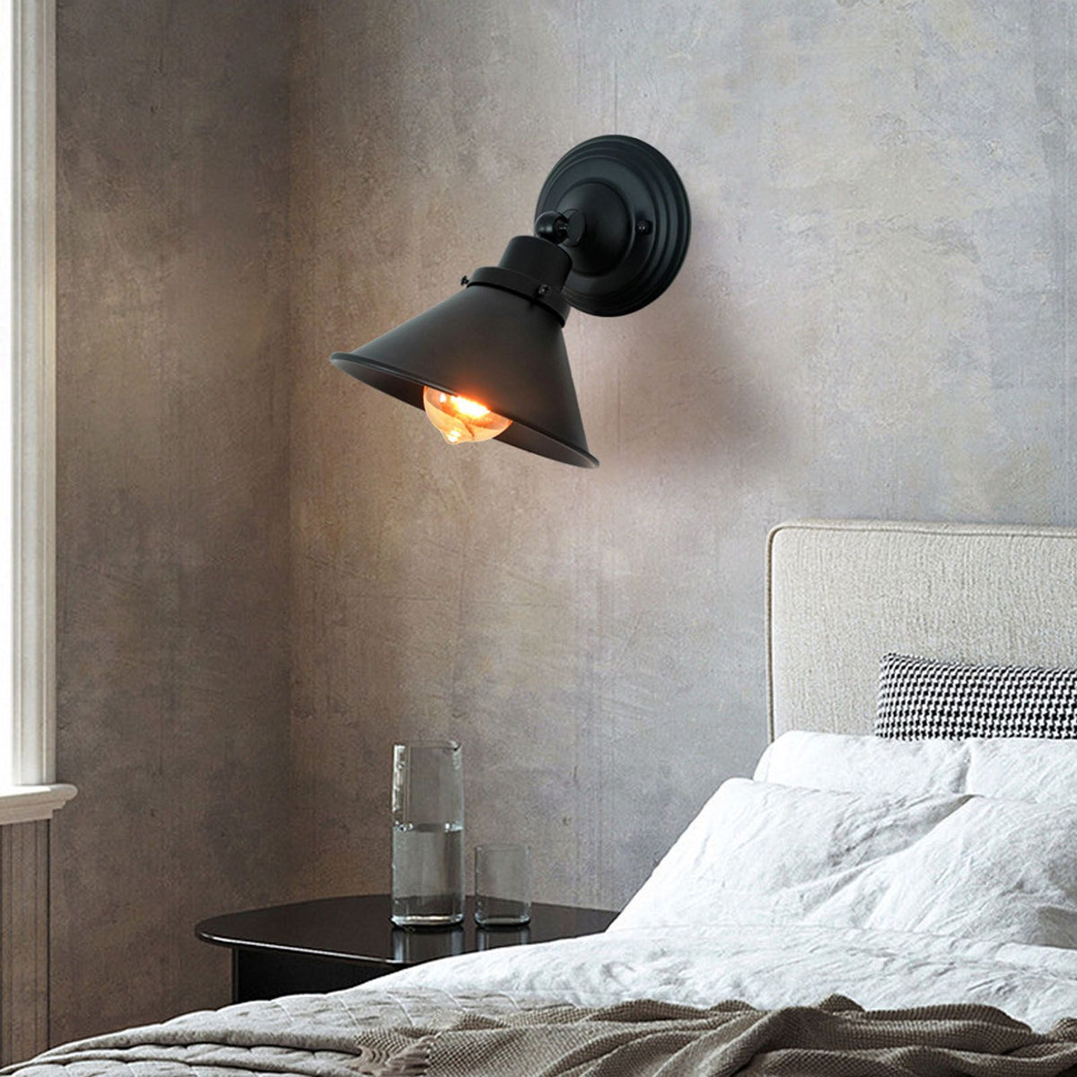 Adjustable Wall Lamp Holder Adjustable Black 85‑265V 60W Wall Light Fixture Holder for E27 E26 Light Bulbs