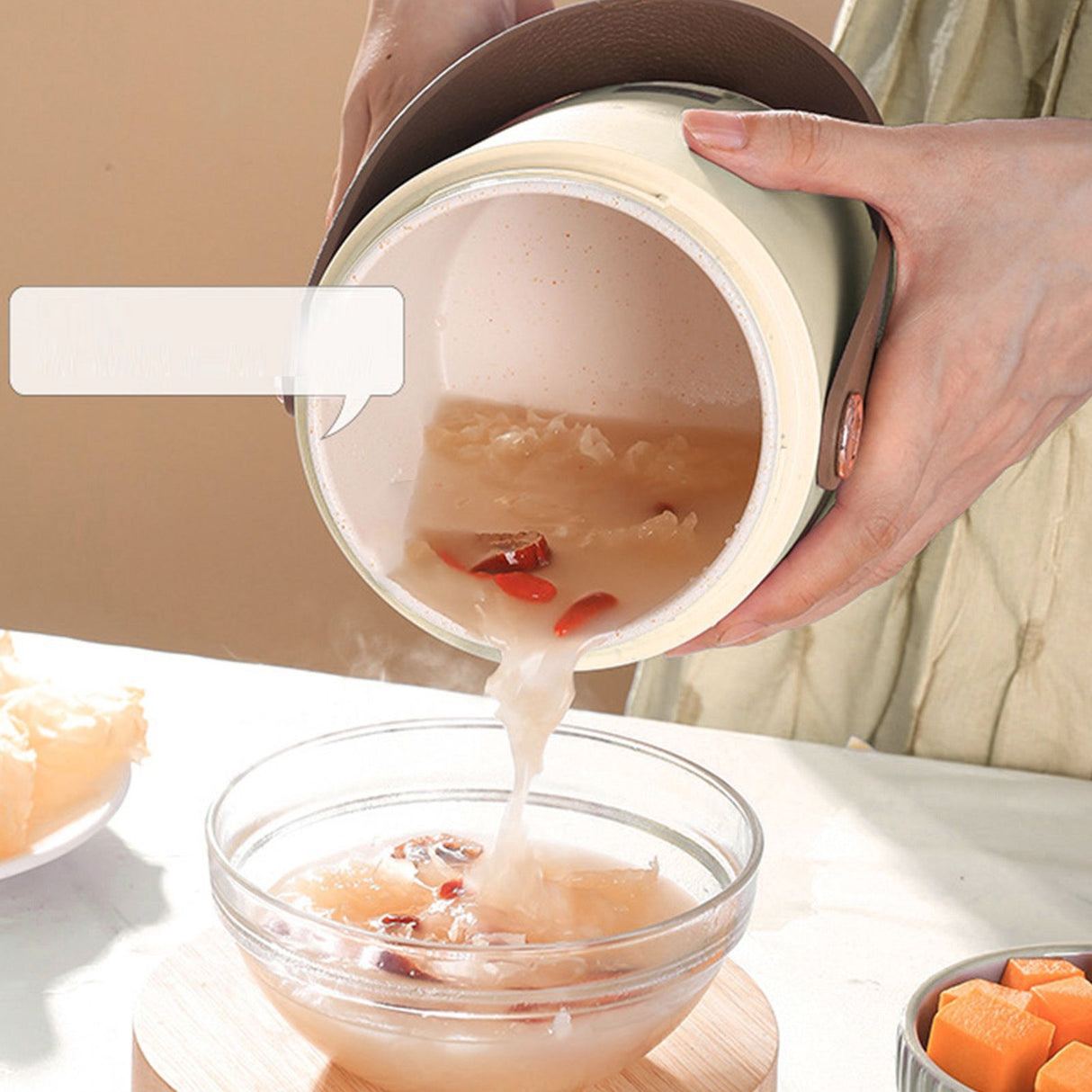 Mini Rice Cooker Efficient Heating Insulated Portable Multifunction Soup Porridge Stewpot for Home Office Dorm White