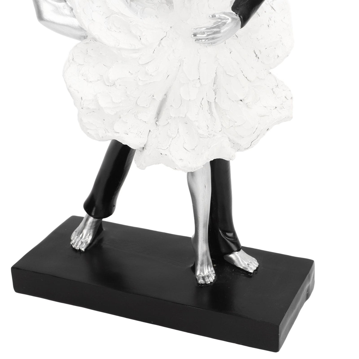 Couple Dancing Sculpture Modern Simple Innovative Resin Hand Crafted Couple Dancing Abstract Statue Silver Ballet Dance for Two People