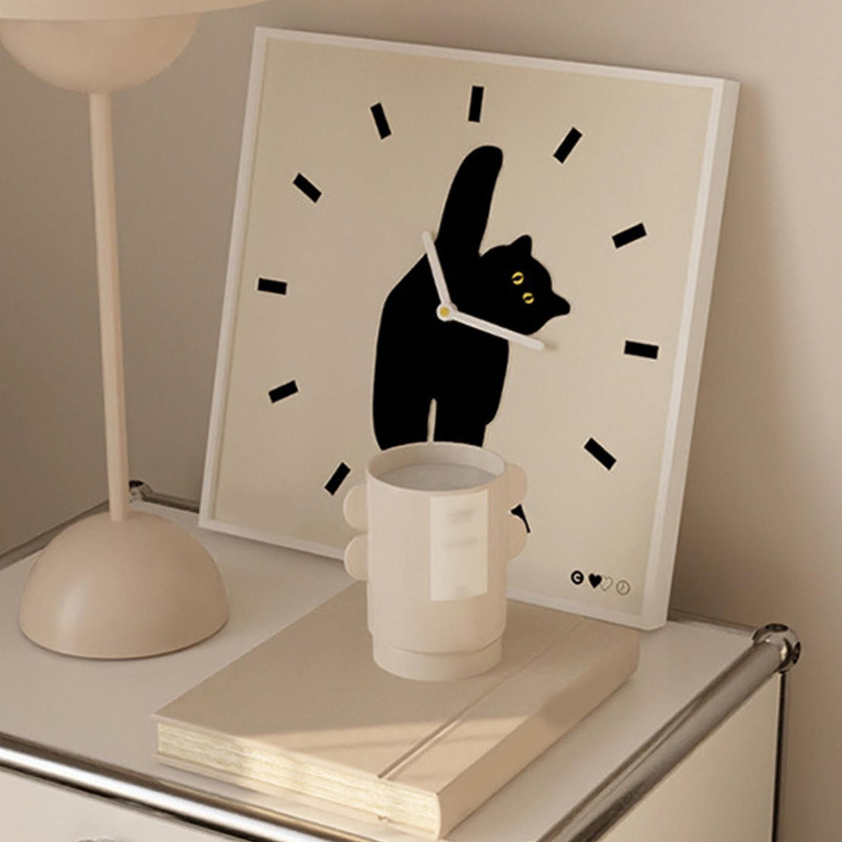 Wall Clock Innovative Nordic Style Cute Cat Pattern Silent Prevents Ticking Living Room Wall Clock for Kitchen Bedroom 40x40cm / 15.7x15.7in