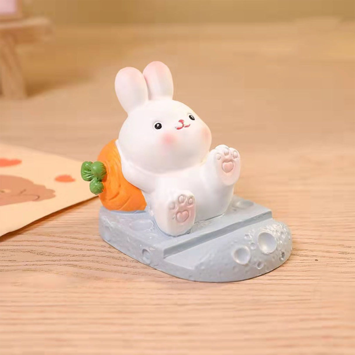 Cute Rabbit Cell Phone Stand Cartoon Resin Bunny Phone Holder Desk for Student Room Decoration Carrot