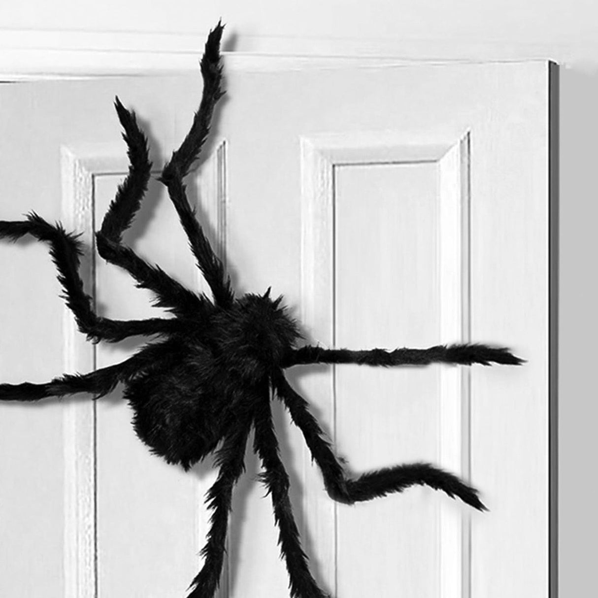 Giant Fake Spider Lifelike Halloween Posable Black Soft Hairy Fake Spiders Scary Decorations for Yard Home 90cm