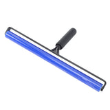 Static Roller Dust Removal Roller Super Sticky Blue Silicone Soft Static Action Cleaner Roller with Black Handle 18in - Close-Up Angle