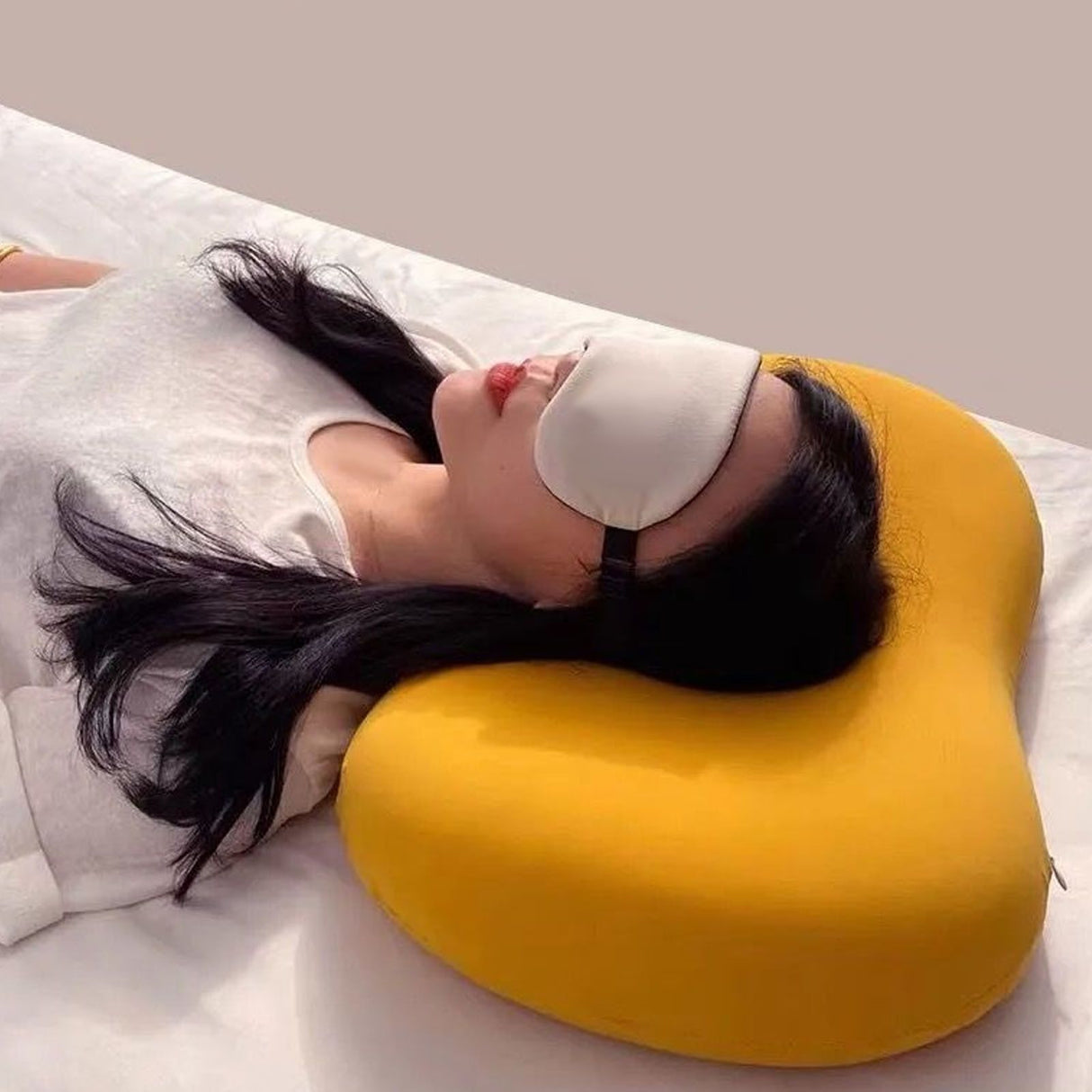Memory Foam Pillow for Sleeping Ergonomic Cervical Pillow Neck Support Pillow Contour Support Bed Pillow for Neck Shoulder Pain Pink