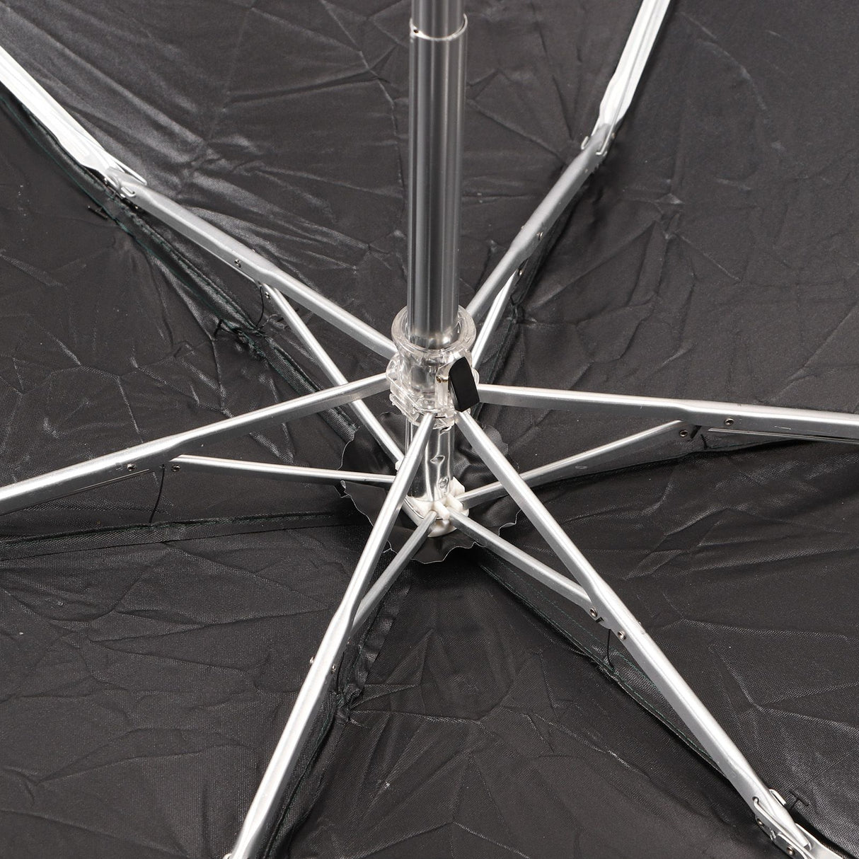 6 Ribs Umbrella Sun Protection UPF50 Impact Cloth Portable Folding Umbrella for Sunny Rainy Dark Green