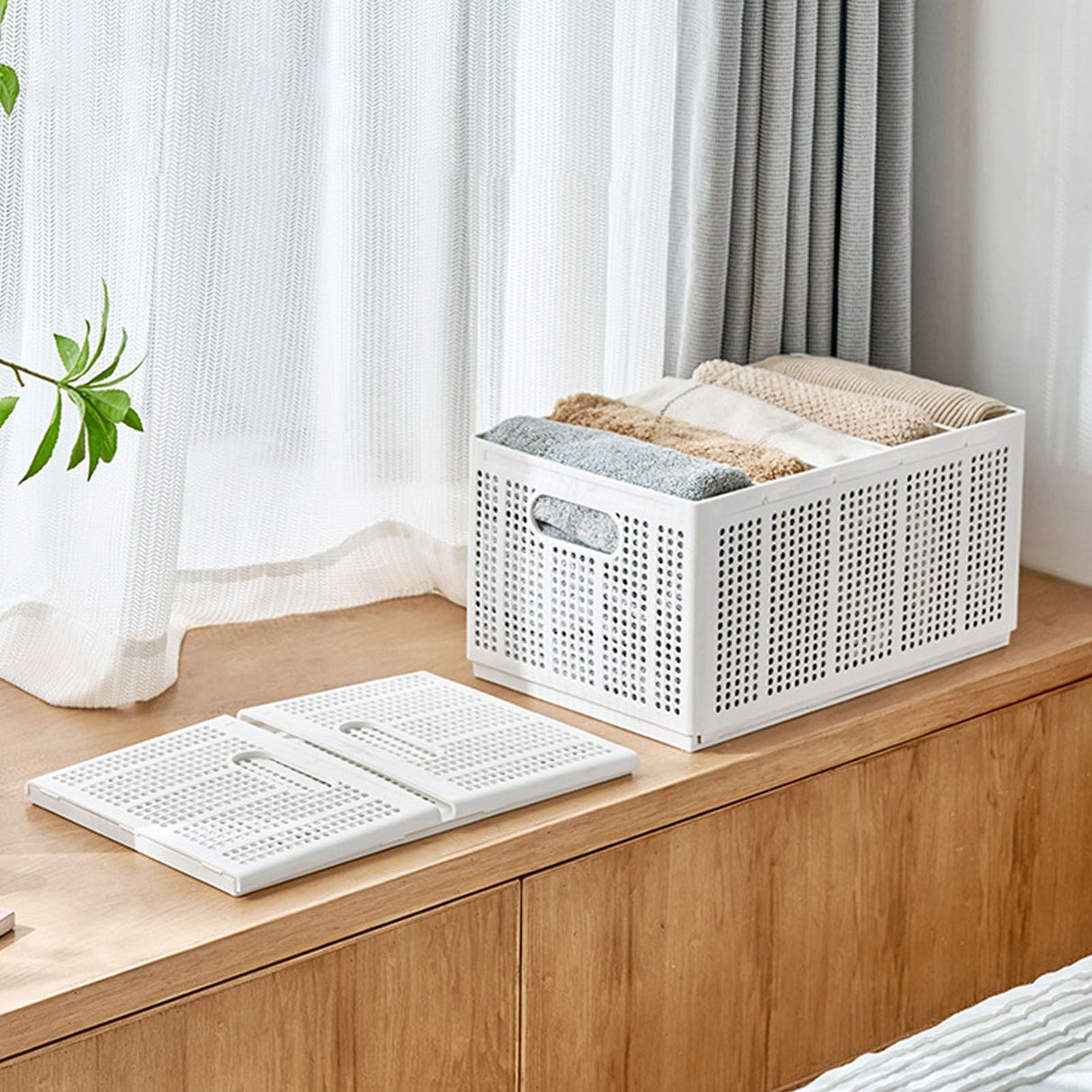 Closet Foldable Pants Storage Box Pure White Adjustable Dividers Rugged Divided Clothing Storage Boxes for Bedroom Wardrobe Large 7 Grids: 6 Baffles