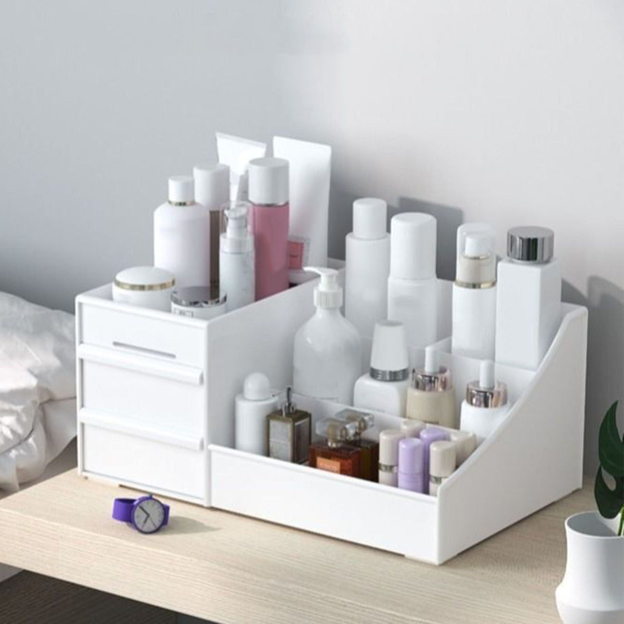 Makeup Organizer for Vanity Large Capacity Cosmetics Storage Box with Drawers for Cosmetics Lipsticks Nail Care Skincare White
