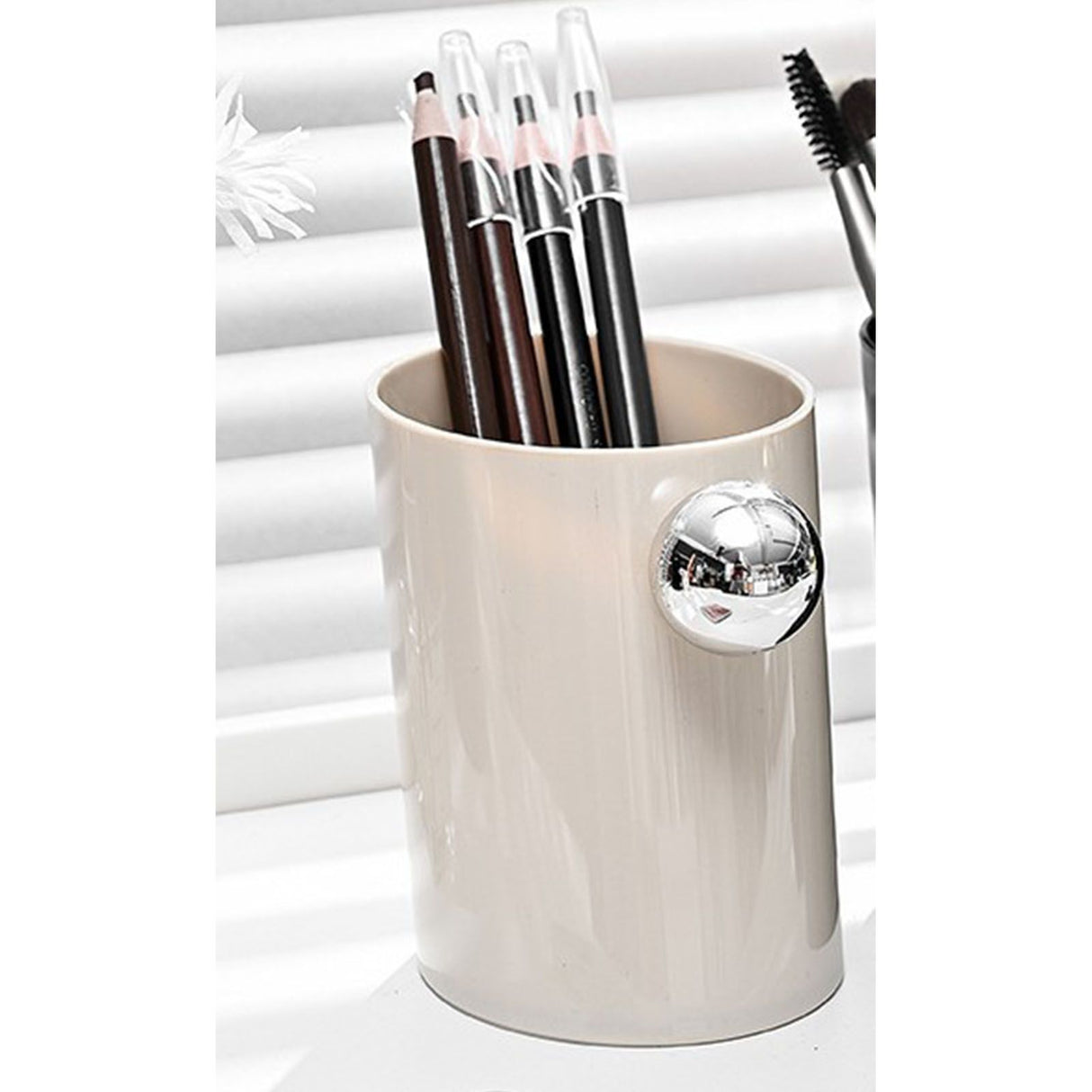 Eyebrow Pencil Holder Simple Plastic Multifunctional Space Saving Easy Access Cosmetic Brush Holder Organizer for Bedroom Desktop