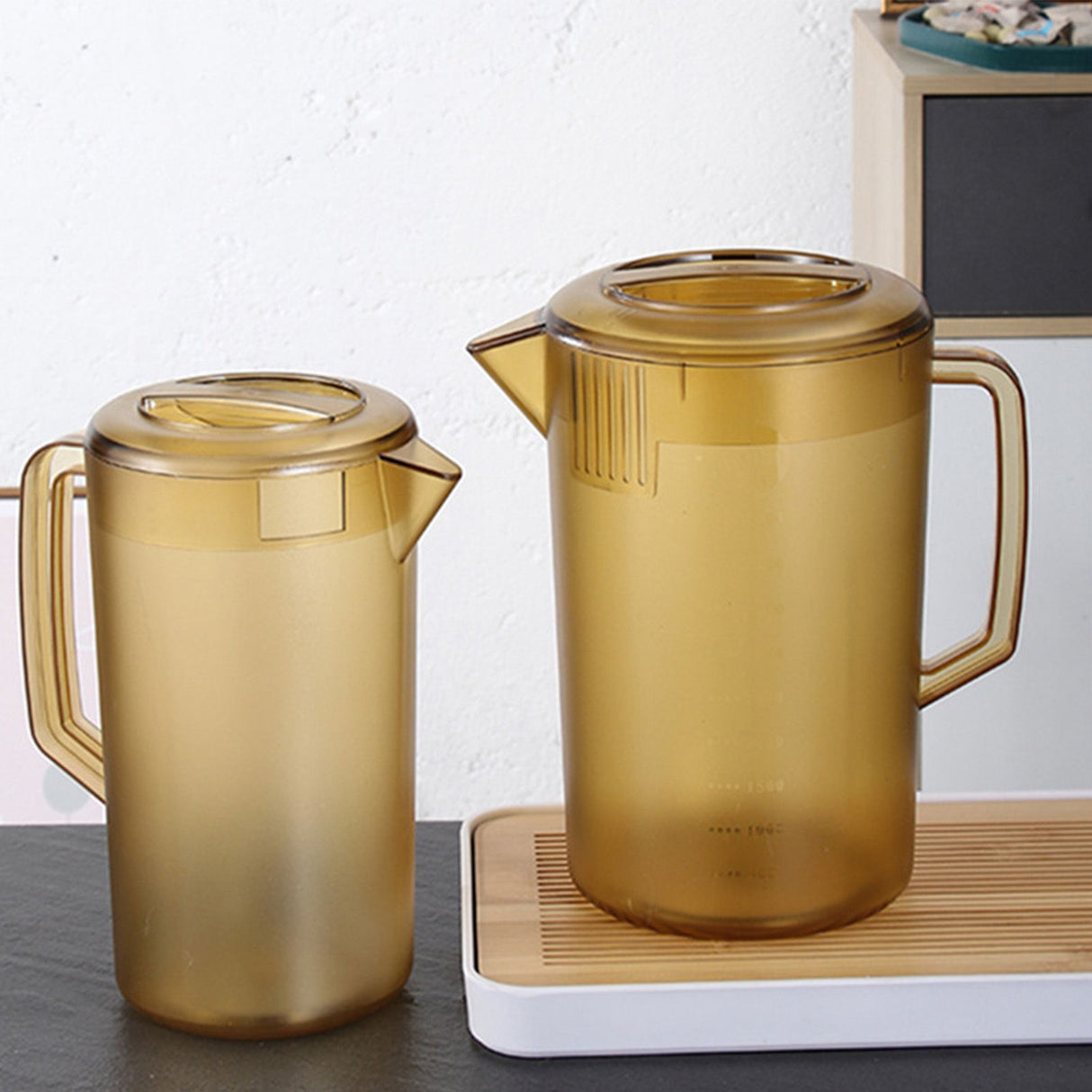 Water Pitcher PC Plastic High Temperature Resistance Frosted Kettle Mix Drinks Water Jug with Scale and Lid for Lemonade Beverage Ice Tea Dark Brown 5000ml