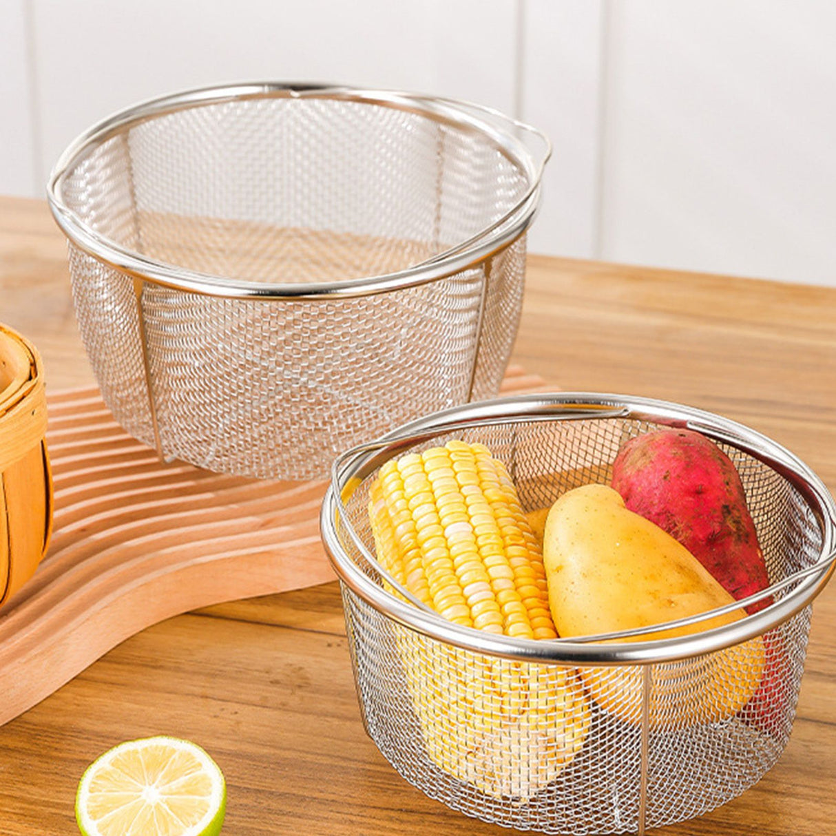 Mesh Steaming Basket Stainless Steel Comfortable Handles Heat Resistant Steaming Basket for Cooking Kitchen 18x18cm