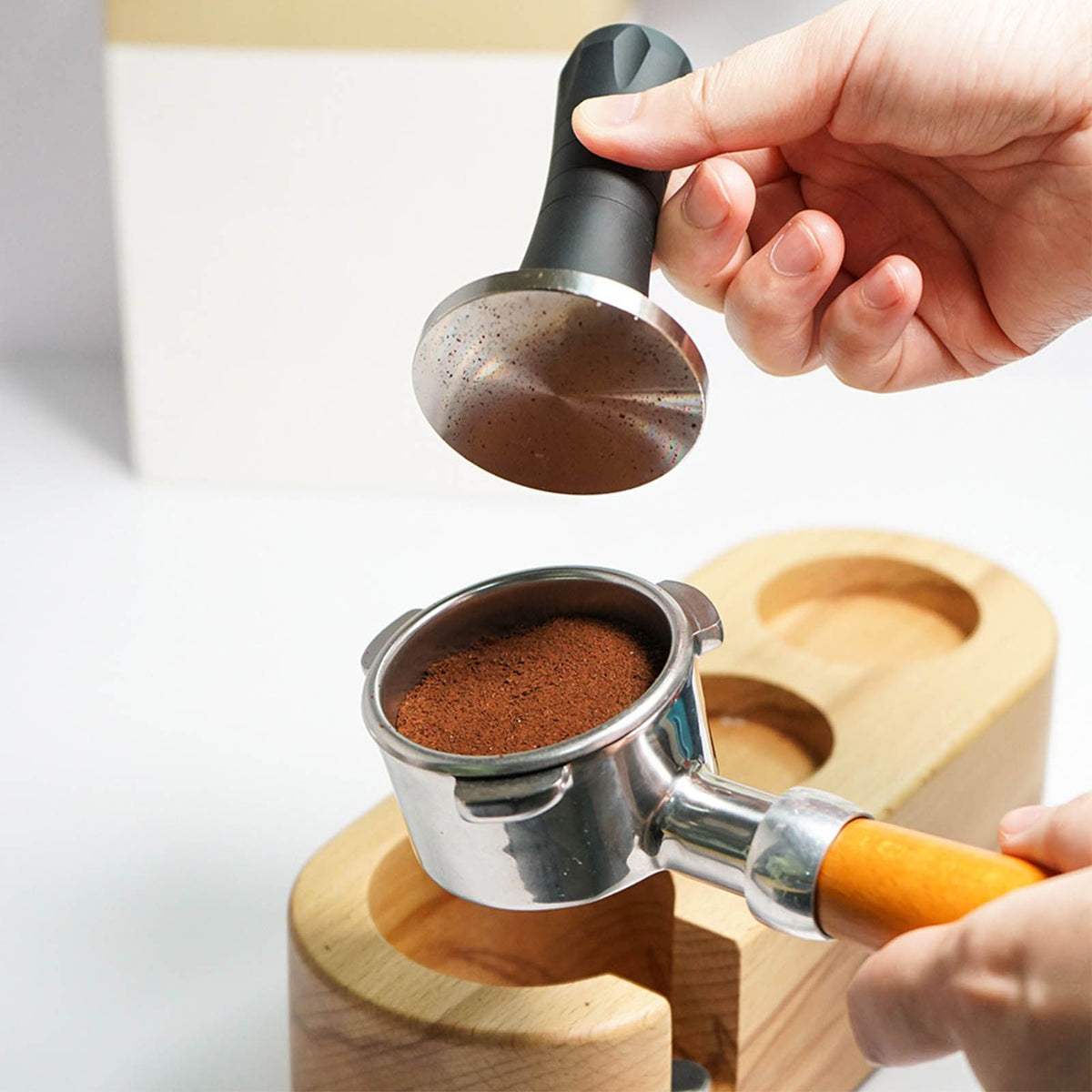 Coffee Tamper Stirrer Kit Distribution Tool Set 2 in 1 Hand Presser for Home Black 51mm