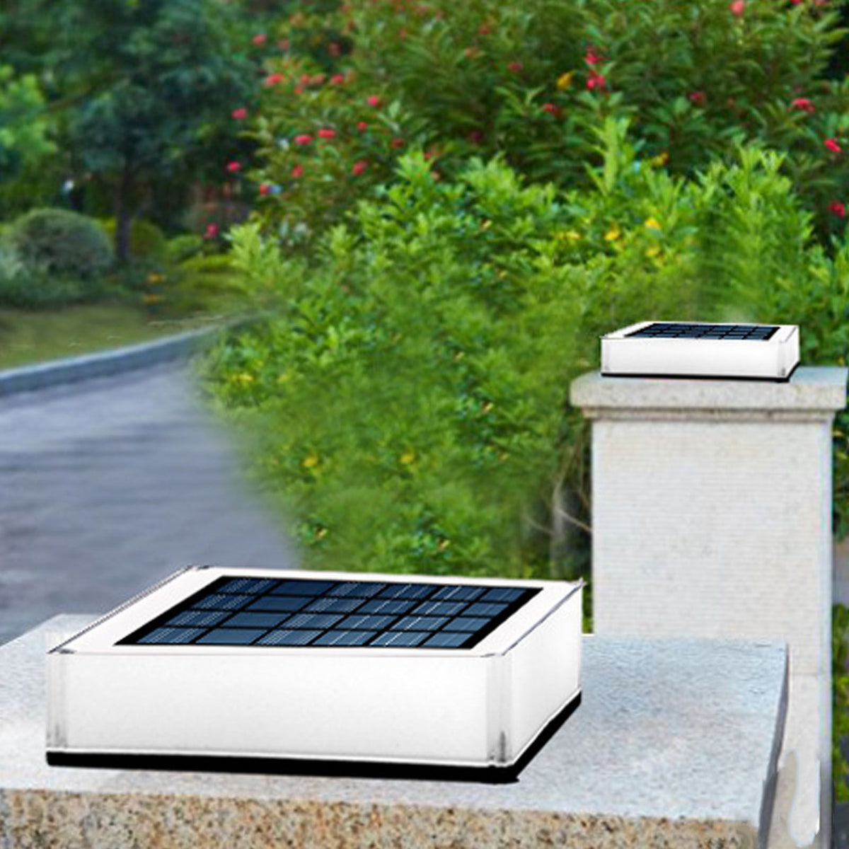 Outdoor Solar Post Light IP67 Waterproof Solar Powered Post Light for Courtyards Railings Column Fences