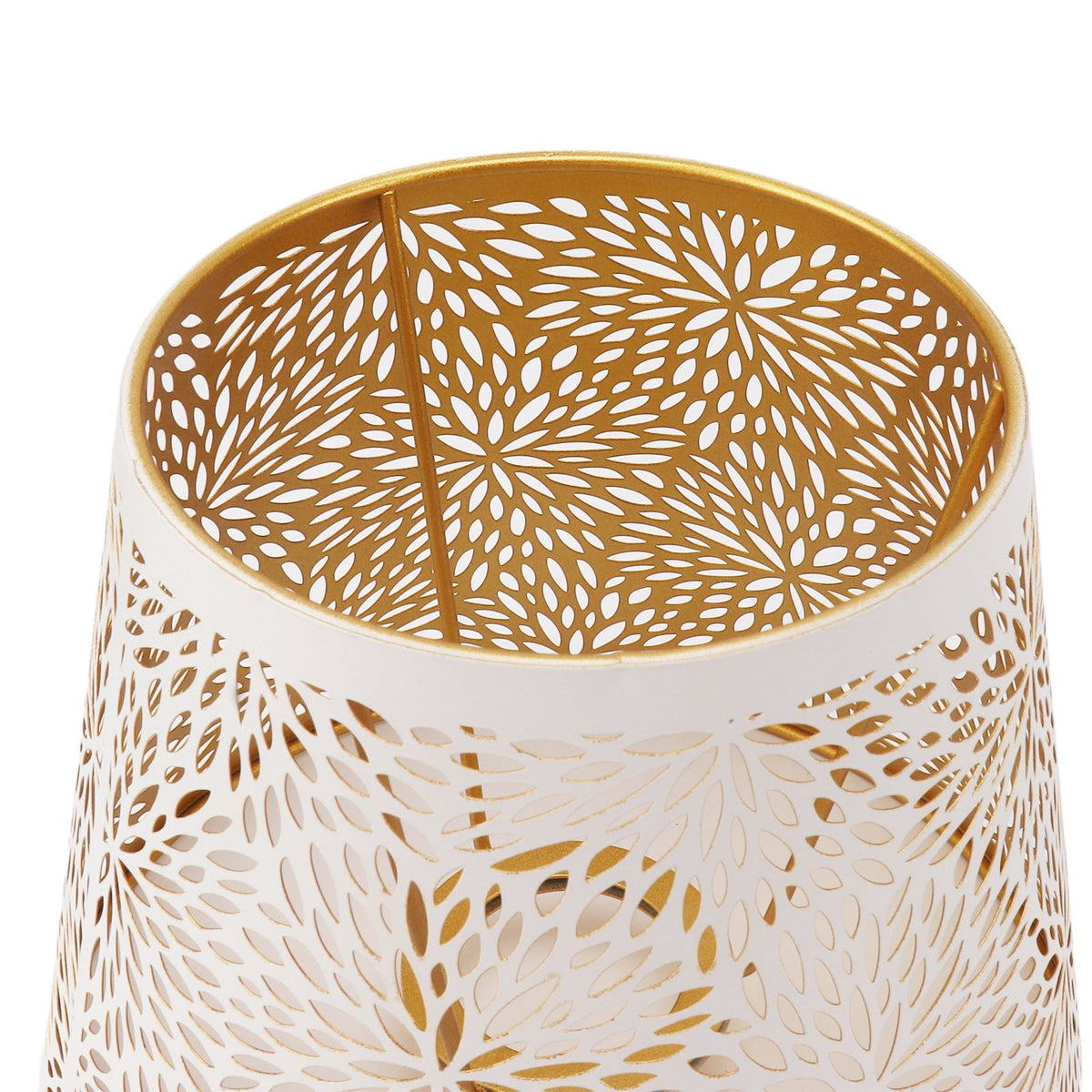Lamp Shade E27 E26 White Carved Flower Pattern Iron Modern Design Easy Installation Bulb Shade for Home Living Room