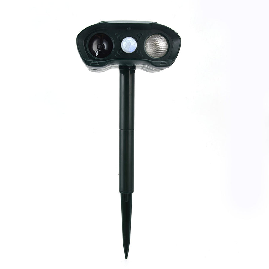 Solar Powered Animal Repeller Ultrasonic Mouse Repeller with 3 Gears Function for Outdoor Garden