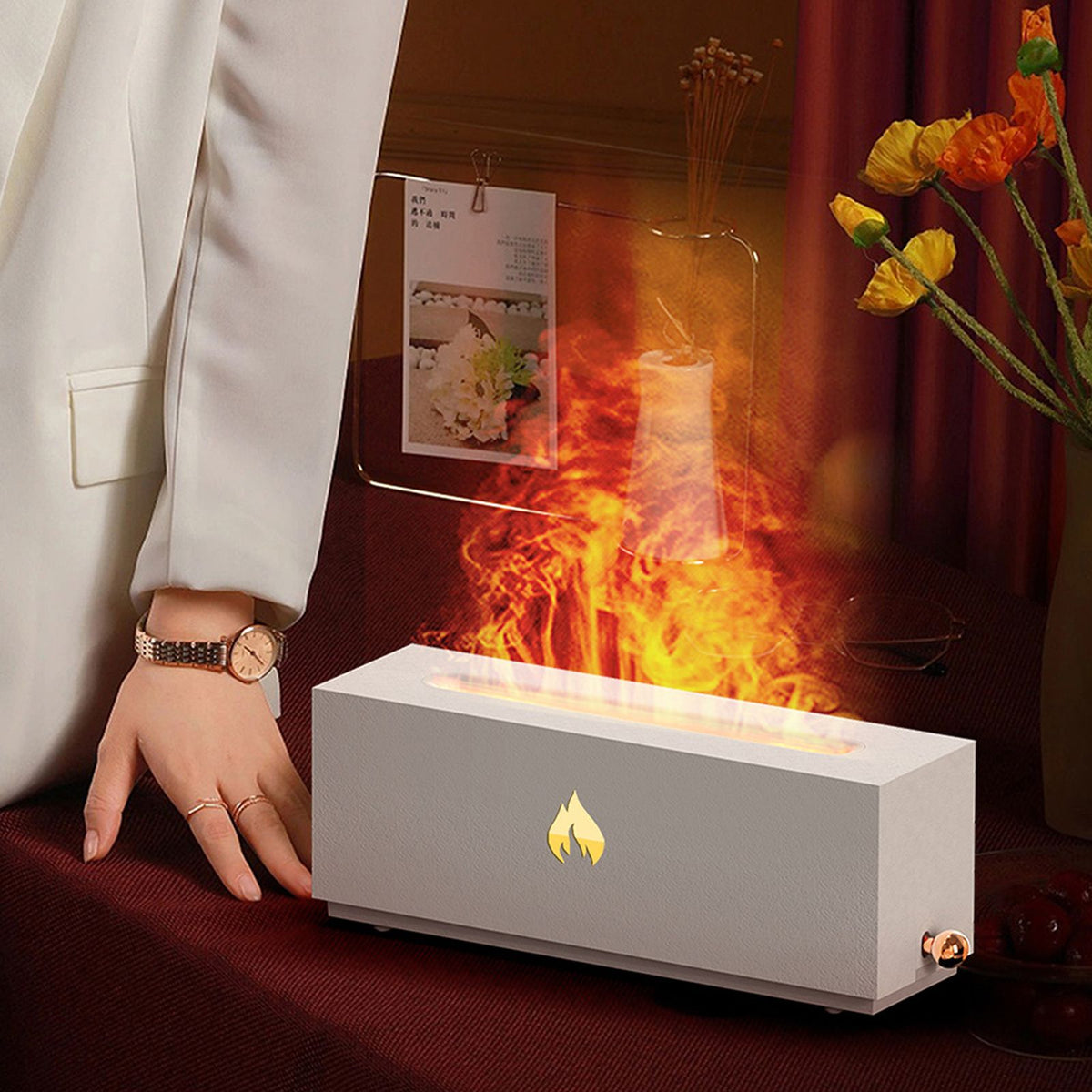 Flame Air Diffuser 3D Fireplace Appearance Multi Colored Fire Automatic Power Off Protection 320ml Silent Flame Mist Air Humidifier for Bedroom Office White