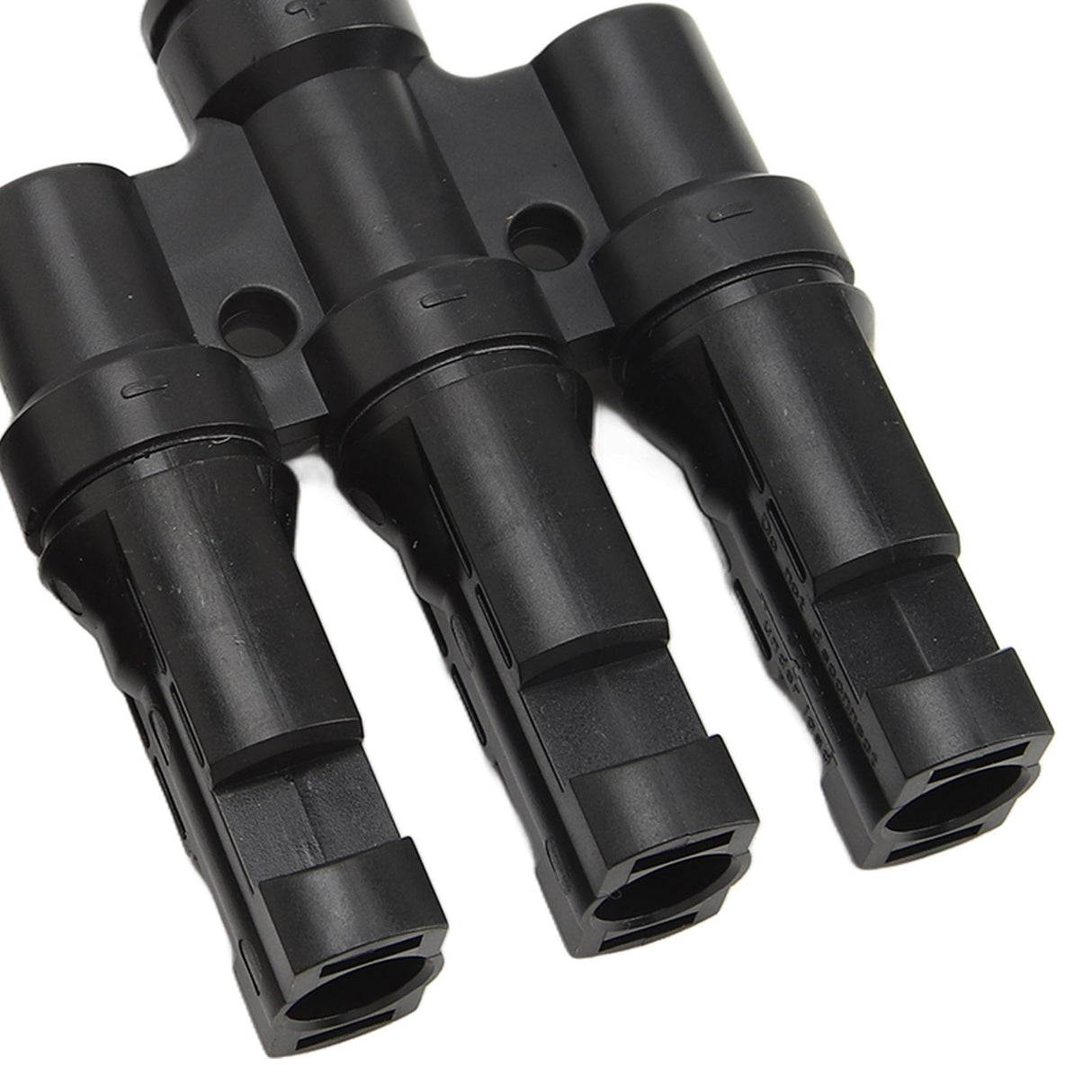 PV Solar Branch Connectors 1 to 3 Waterproof High Current Carrying Capacity Solar Panel T Branch Connector for Parallel Connection