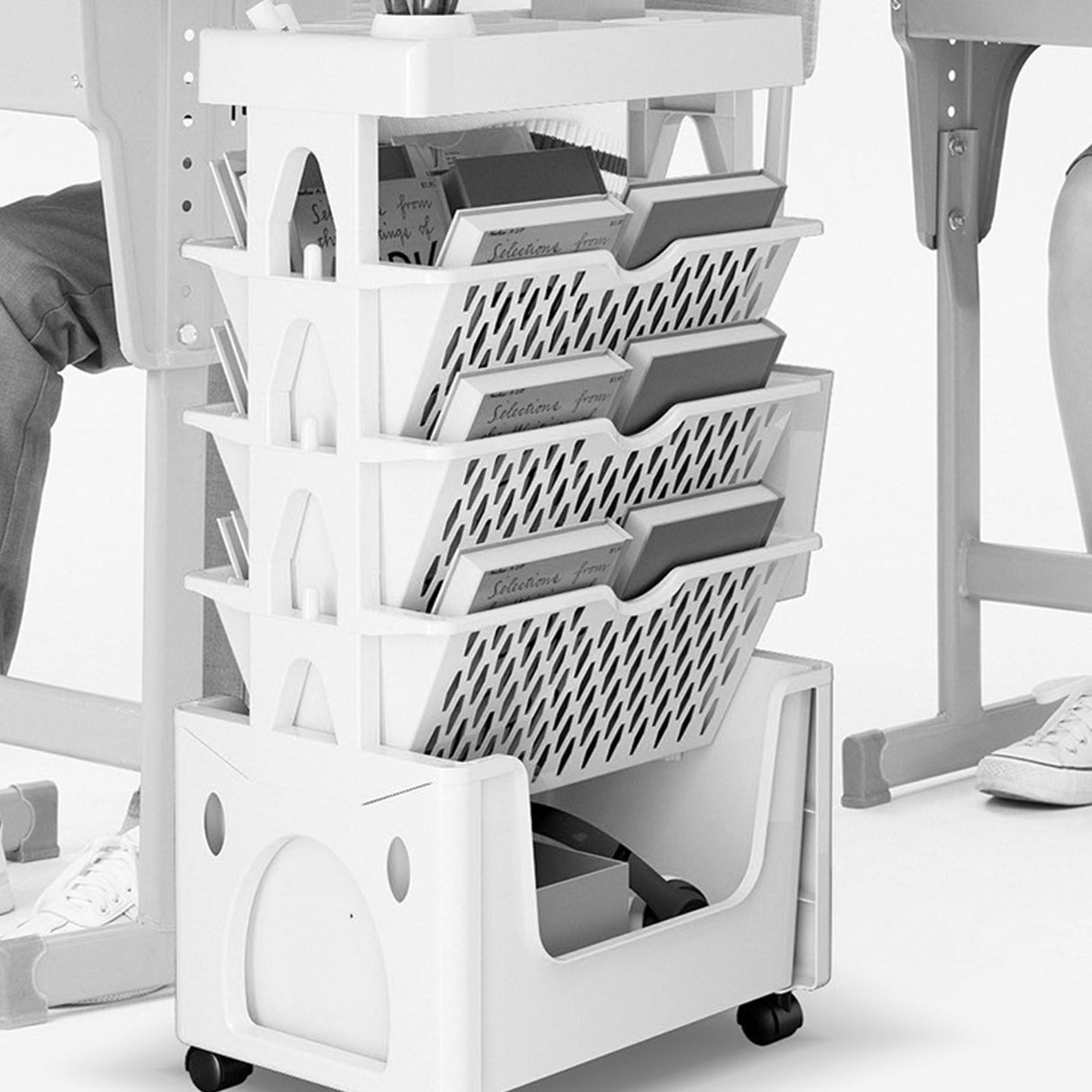 Rolling Mobile Bookshelf with Wheels 5 Tiers Large Capacity Strong Load Bearing Capacity Utility Cart for Study Kitchen White