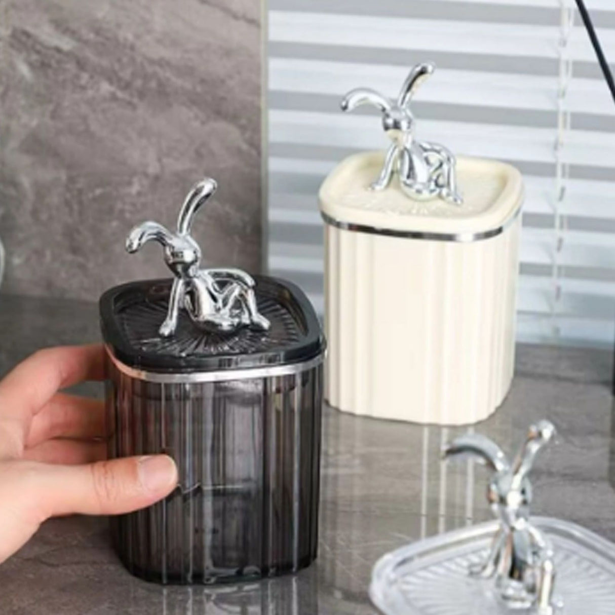 Toothpick Holder Large Capacity Fashion Look Toothpick Container Storage Box Jar for Home Restaurant Transparent