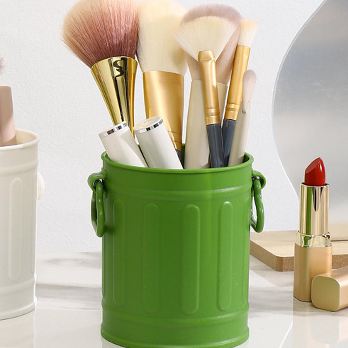 Plastic Pen Holder Cute Large Capacity Convenient Storage Pencil Container for Home School Office Green