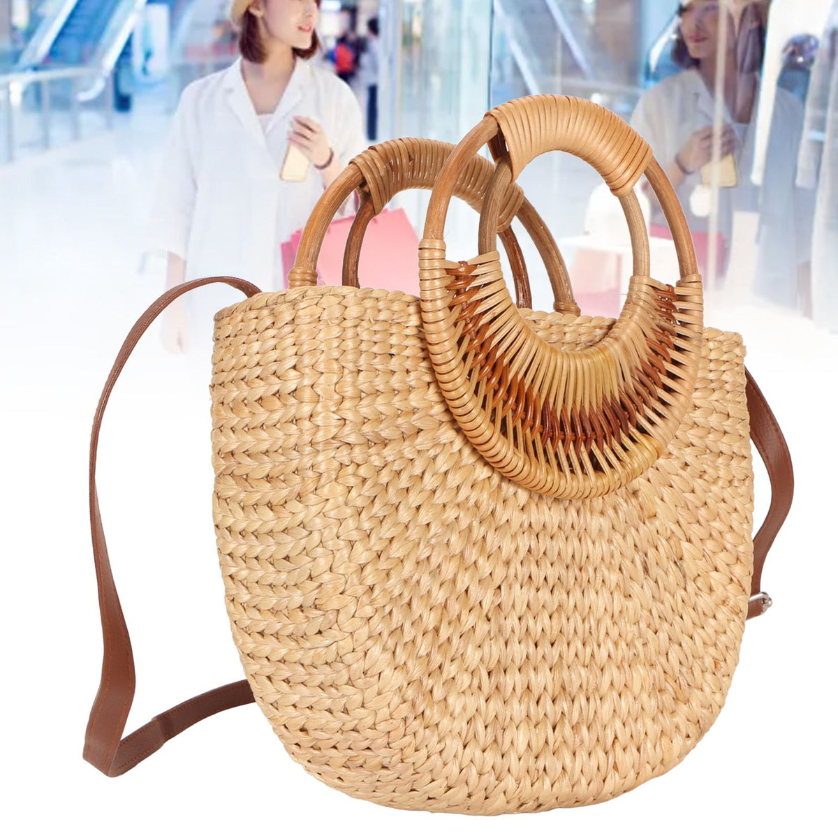 Women Rattan Bag Retro Fashion Small Semicircle Handwoven Straw Shoulder Bag Clutch Bag for Beach Travel