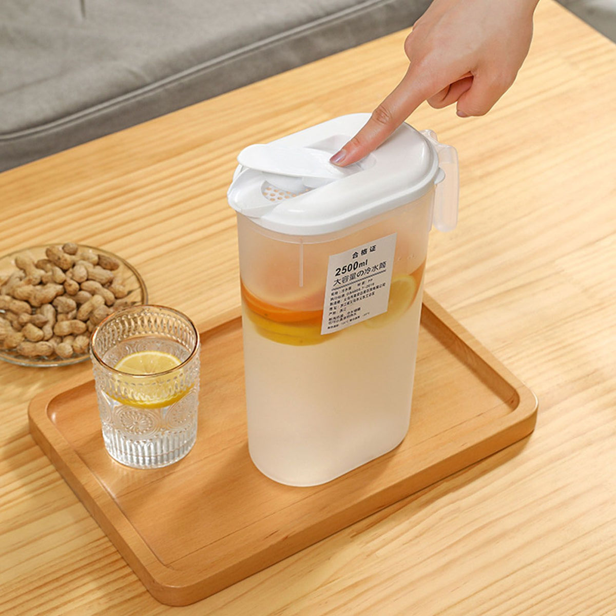 Fridge Door Water Pitcher 2500ML Large Capacity Refrigerator Water Pitcher with Lid for Picnics Trips