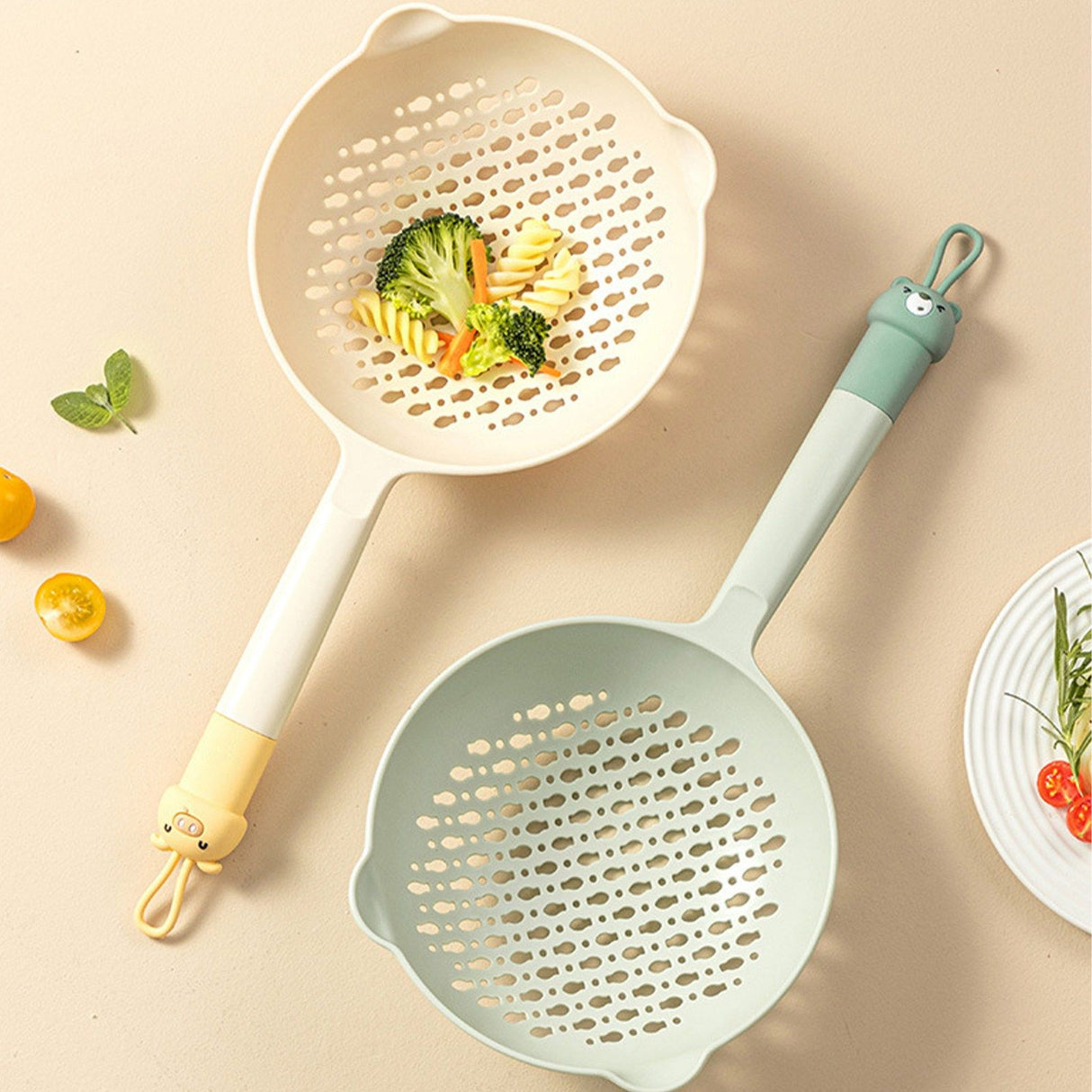 Ladle Fine Mesh Strainer Durable Nylon PVC Handle Heat Resistant Large Capacity Versatile Spoon Ladle for Kitchen Green
