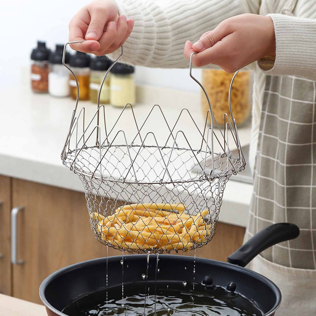 Stainless Steel Frying Basket Foldable Moderate Mesh Density Versatile Cooking Strainer Net for Kitchen