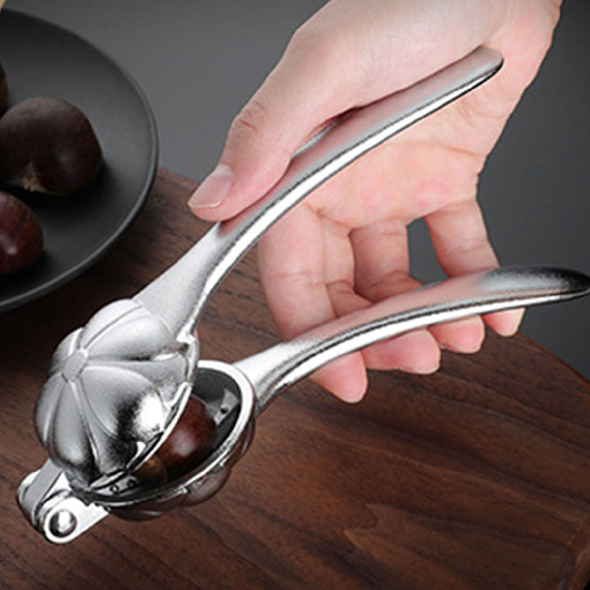 Chestnut Clip Peeler Nut Cracker Aluminum Alloy Multifunctional Labor Saving Walnut Plier Opener