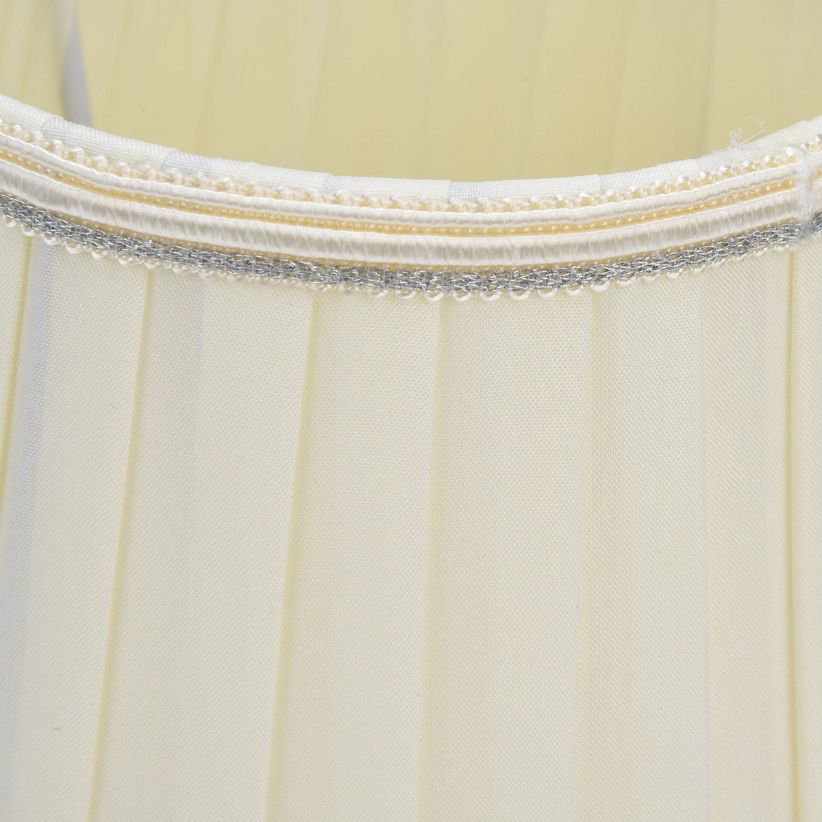 Fabric Lampshade Beige Silver Edge Craft European Style Simple Lamp Shade for E14 Screw Candlestick Lamp