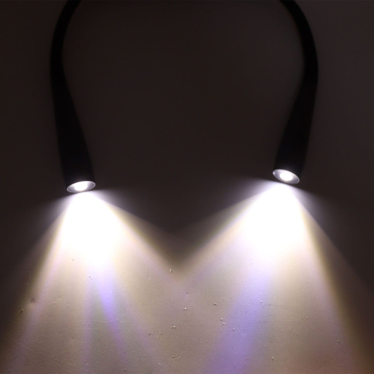 LED Neck Reading Light 3 Colors 3 Bright Level 1000mAh Rechargeable Battery Bendable Arms Book Light for Knitting