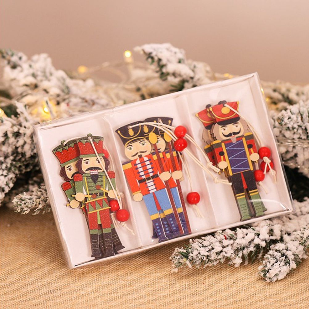 Christmas Tree Nutcracker Pendant Christmas Wood Walnut Soldier Hanging Decoration for Xmas Party Wall Fireplace Window