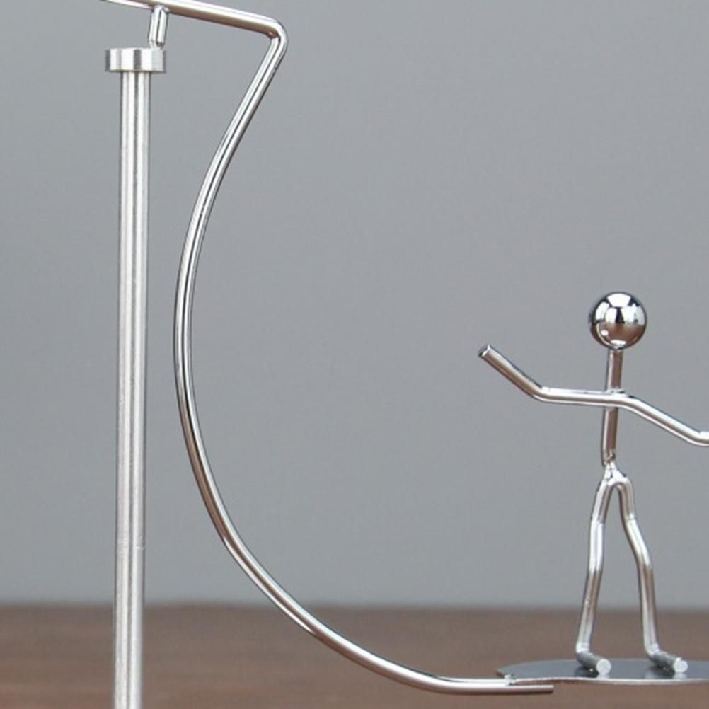 Balance Physics Toy One Foot Man Art Decompressive Science Psychology Home and Office Decor Desk Ornament Toy Surfing