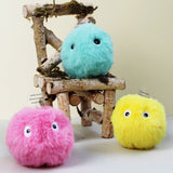 Plush Catnip Ball Cat Toy Lifelike Animal Chirping Sounds Interactive Cat Toys Soft Fluffy Plush Cat Ball Toys - Close-Up Angle