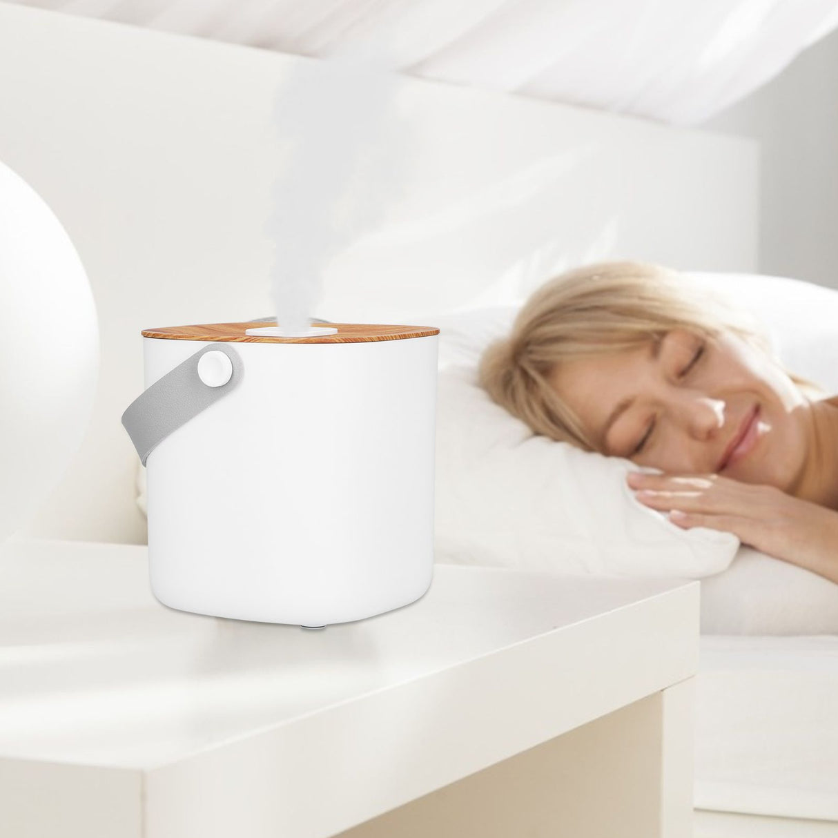 600ml Portable Humidifier USB Charging Nanometer Atomizing Desktop Humidifier Wood Grain 30ml/h