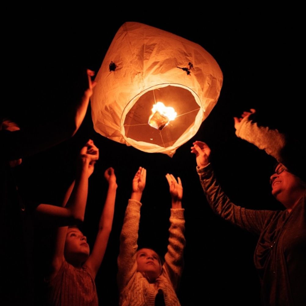 Chinese Lanterns Lanterns Biodegradable Fire Resistant Paper Lantern Chinese Wish Lanterns