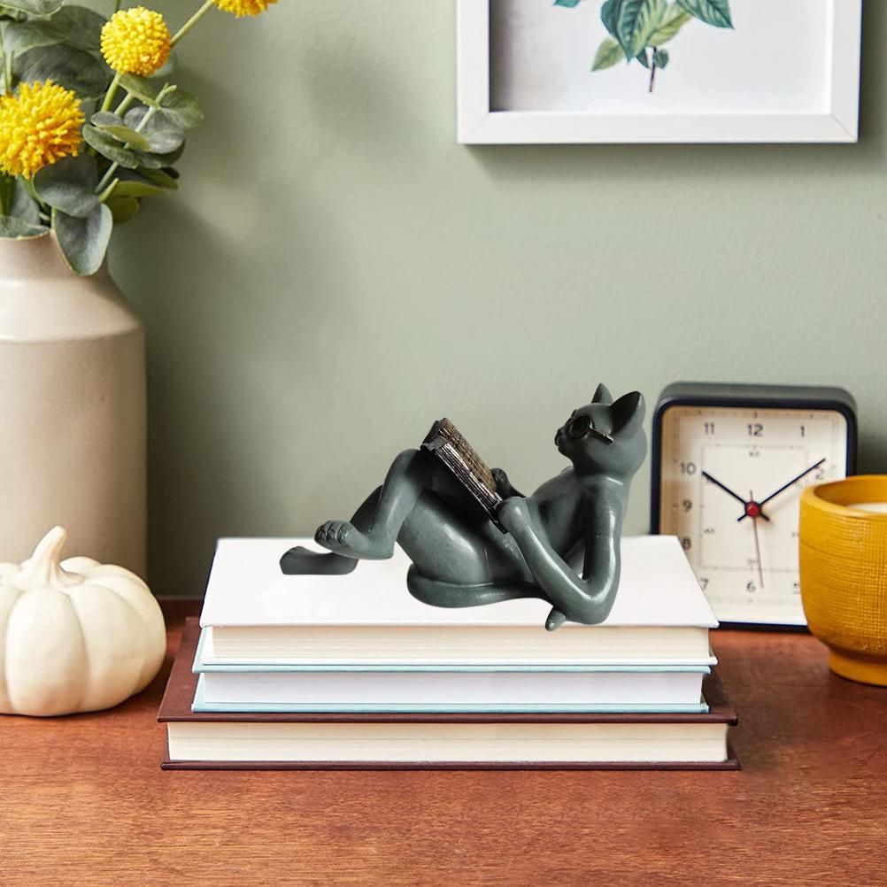 Literary Cat Resin Ornaments Garden Statue Decoration Reading Glasses Cat Crafts for Study and Office
