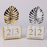 Manual Flip Calendar Wooden Perpetual Calendar Home Desktop Crafts Decoration for Office Study Coffee Shop - Extra Image