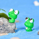 6Pcs Plastic Animal Cartoon Frog Micro Landscape Little Figurine Garden Ornaments Fish Tank Doll Decoration - Low Angle