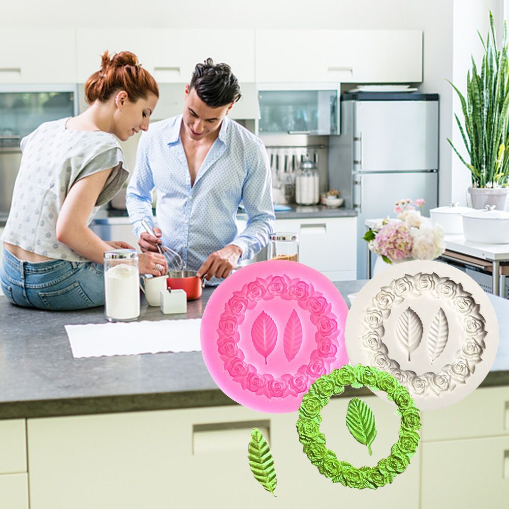 Rose Wreath with Leaves Fondant Mold DIY Silicone Molds for Wedding Valentine Party Baking Decoration