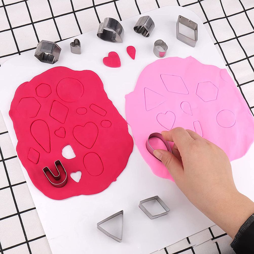 Polymer Clay Cutters DIY Clay Cutters Shapes for Polymer Jewelry Making with Earring Cards Hooks DIY Plastic Bags