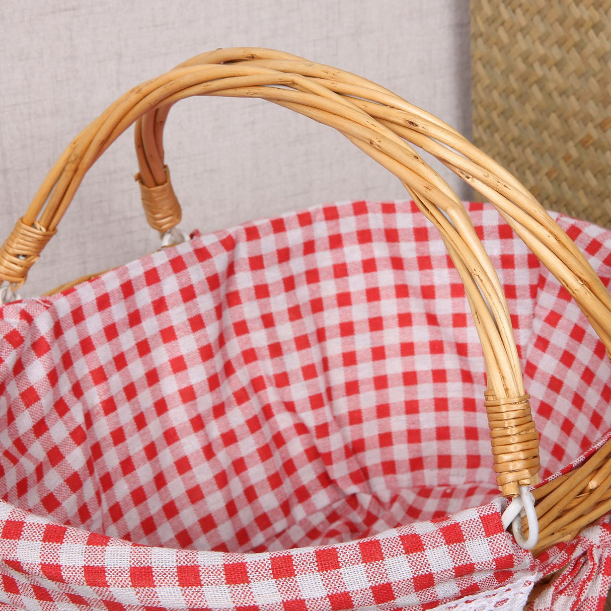 Wicker Picnic Basket Willow Woven Hand Basket Rustic Picnic Activities Handle Basket