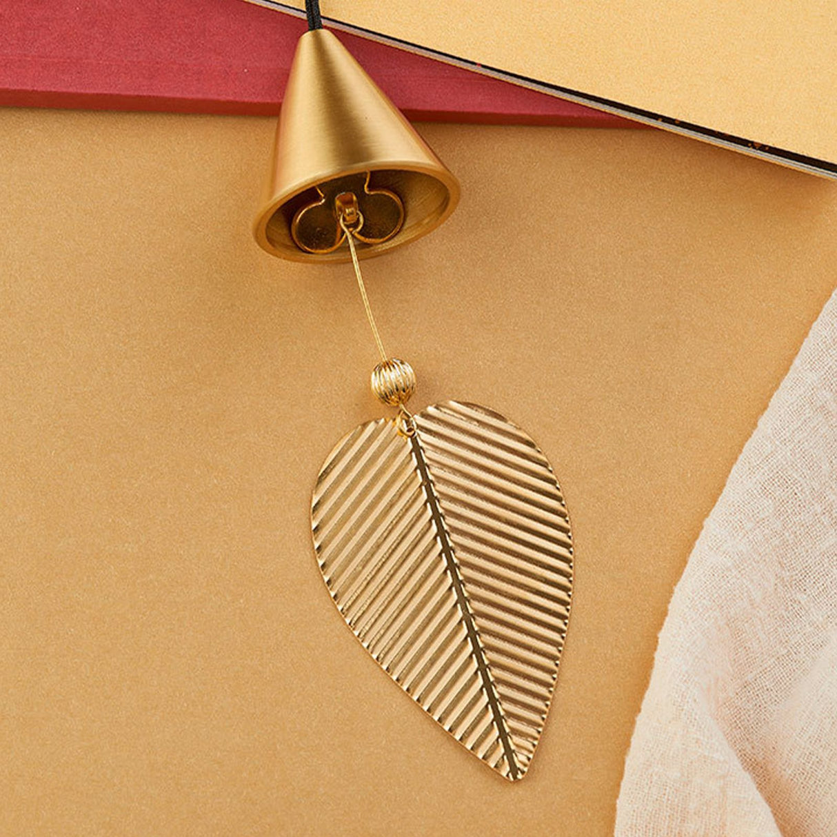 Wind Chimes Waterproof Windproof Metal Beautiful Elegant Vintage Bell Wind Chimes for Garden Courtyard Balcony Window