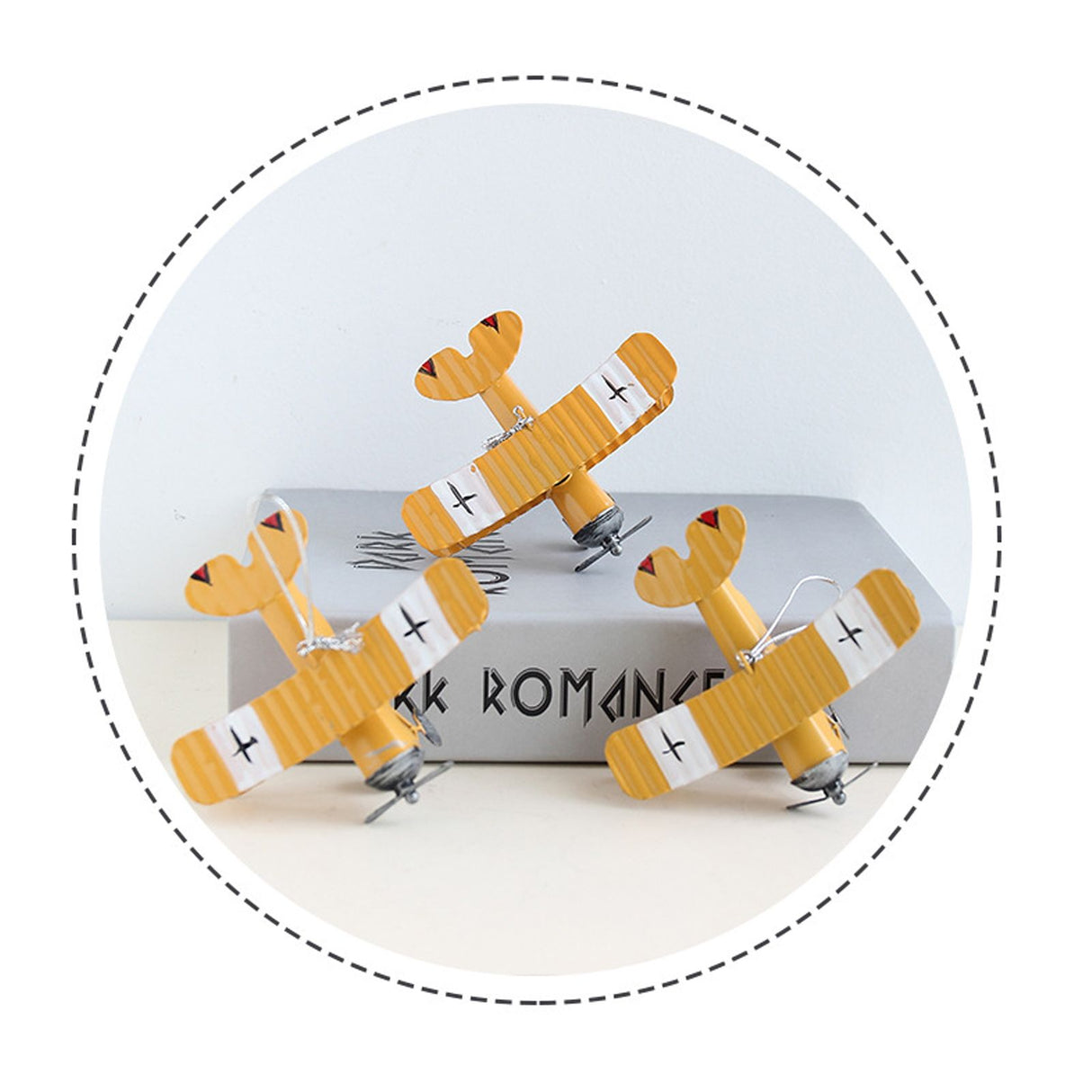 3pcs Airplane Hanging Ornament Retro Decoration Iron Airplane Model for Car Desktop Yellow Red Blue